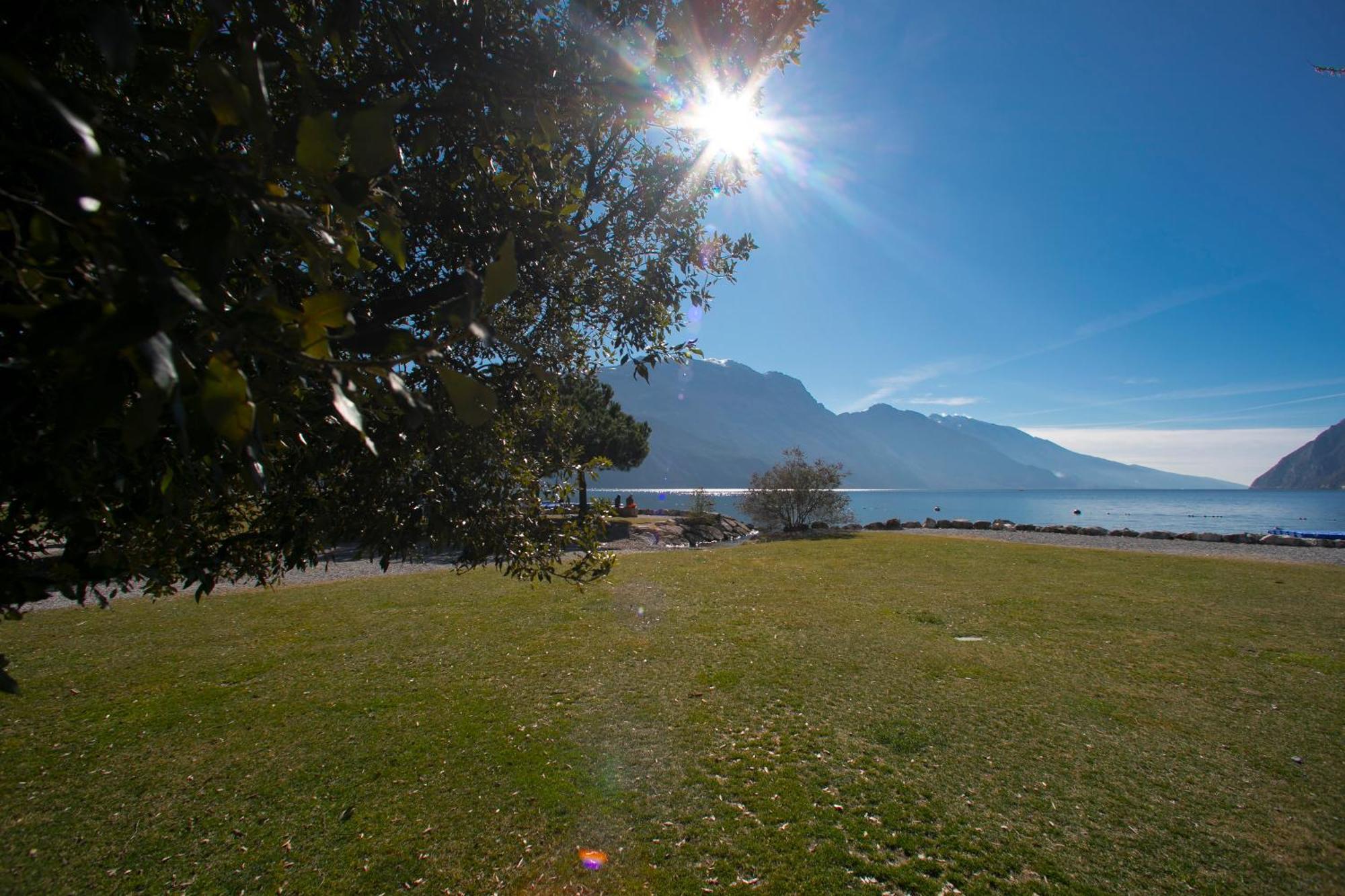 Residenza Lago D'Argento - Happy Rentals Riva del Garda Exteriör bild