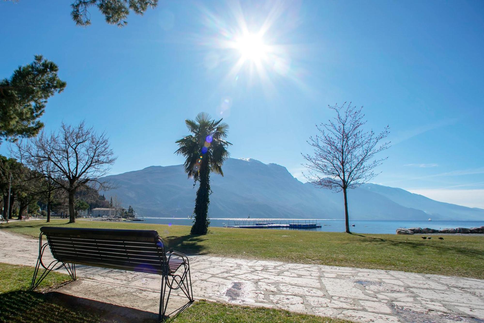 Residenza Lago D'Argento - Happy Rentals Riva del Garda Exteriör bild
