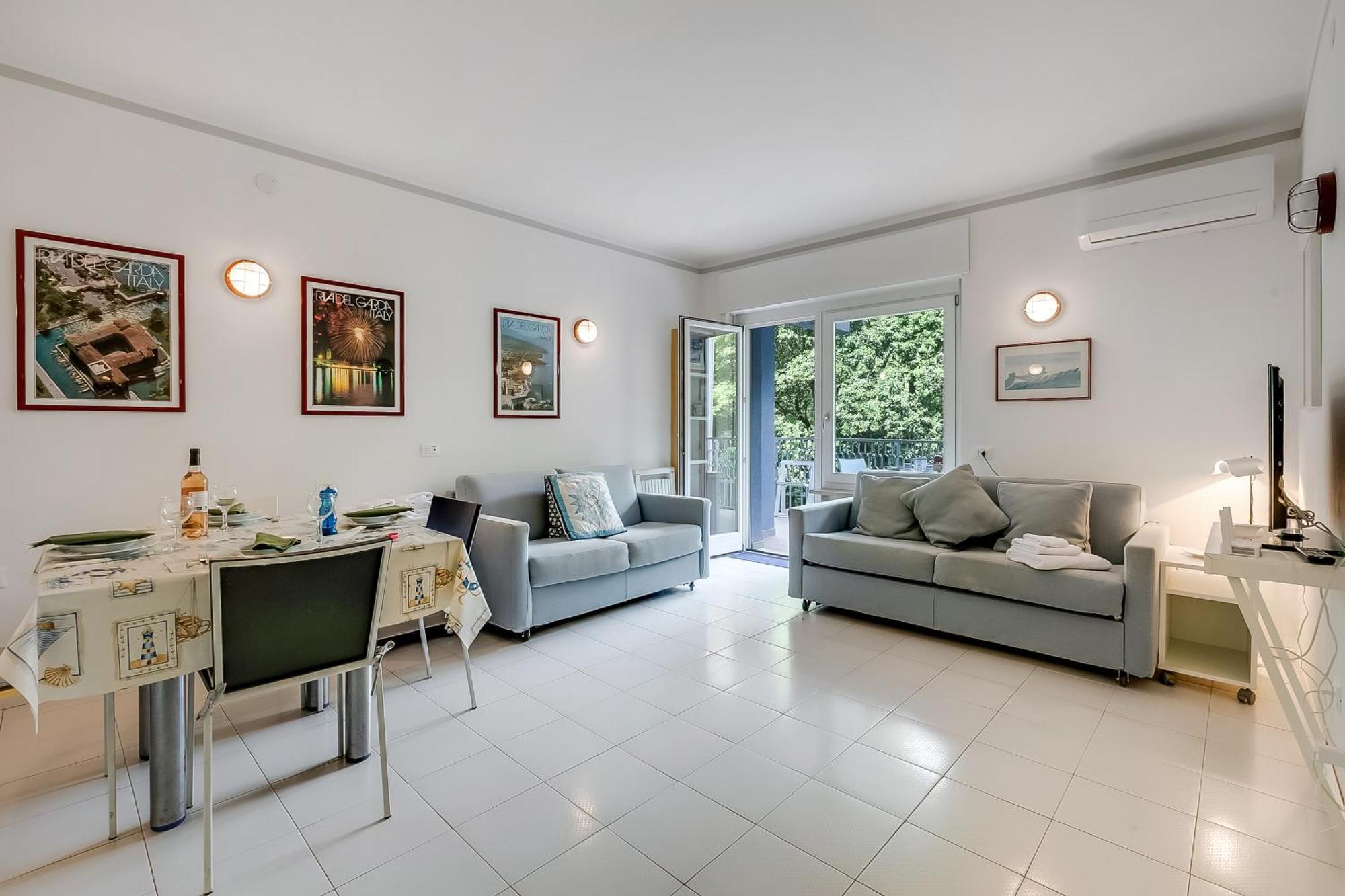 Residenza Lago D'Argento - Happy Rentals Riva del Garda Exteriör bild